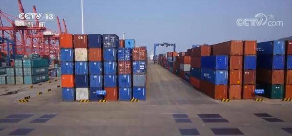 8月份中国物流业景气指数为49.5，仓储物流企业业务活跃